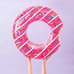 001961-Boia-Donuts-Rosa-Amb