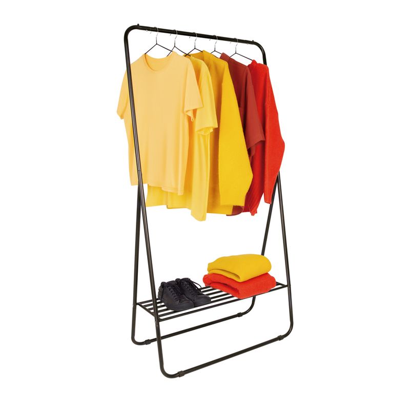 006112-Arara-De-Roupas-Com-Sapateira-Emb
