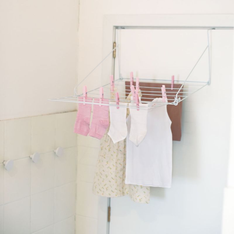 006048-Varal-Portatil-Slim-Mor-Amb-2