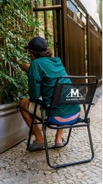 002617-Cadeira-Master-Color-Preta-Prom-Amb-2.jpg