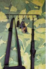 30070090-Suporte-Multiuso-Parede-Preto-Amb-1