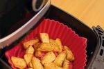 008572-Forma-De-Silicone-Airfryer-22cm-Amb-3