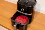 008574-Forro-Silicone-Red-Airfryer-22cm-Amb-1