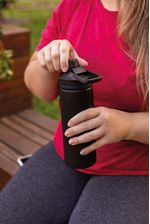 008801-Garrafa-Squeeze-600ml-Fit-Preta-Amb-5