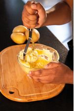 008687-Amassador-De-Batatas-Amb-8