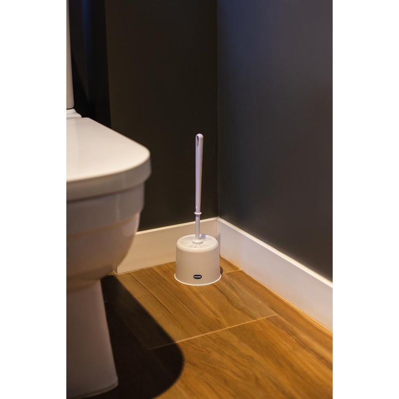008984-Escova-Vaso-Sanitario-Plastica-Branca-Amb-1